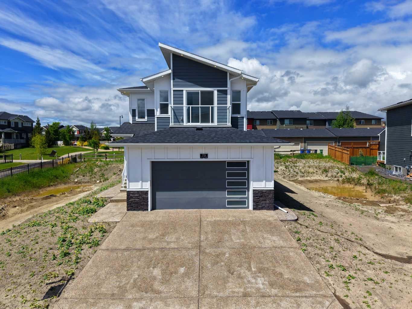 75 Sunvalley Way 