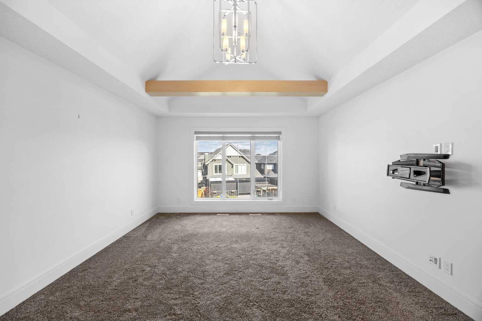 351 Marina Landing SE