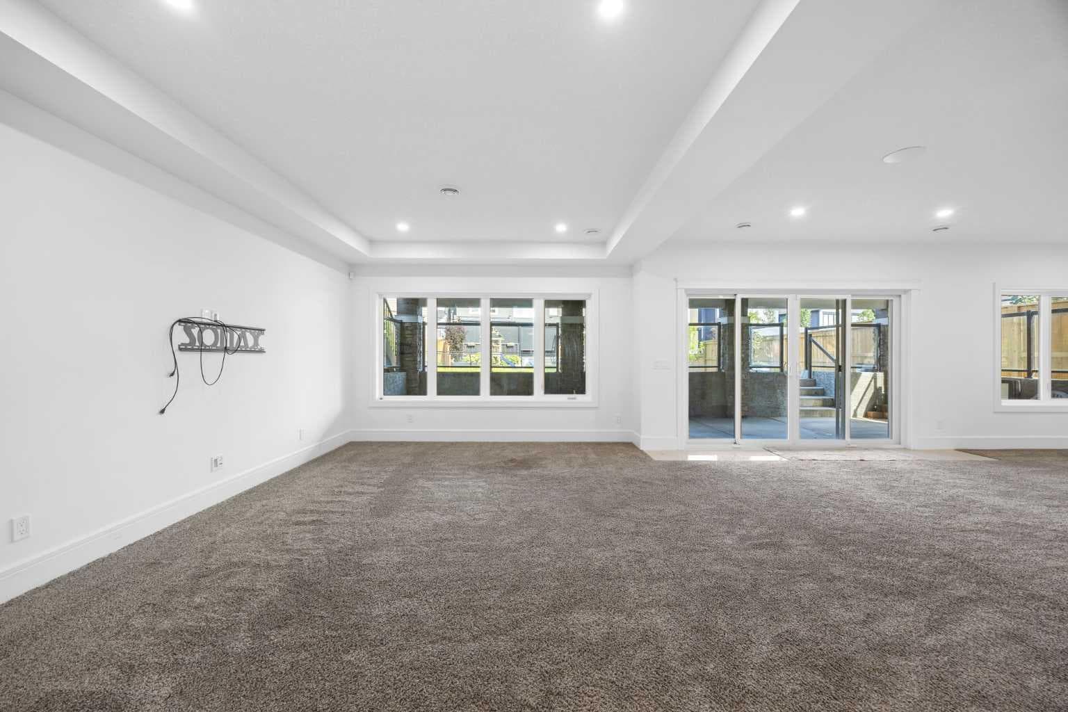 351 Marina Landing SE