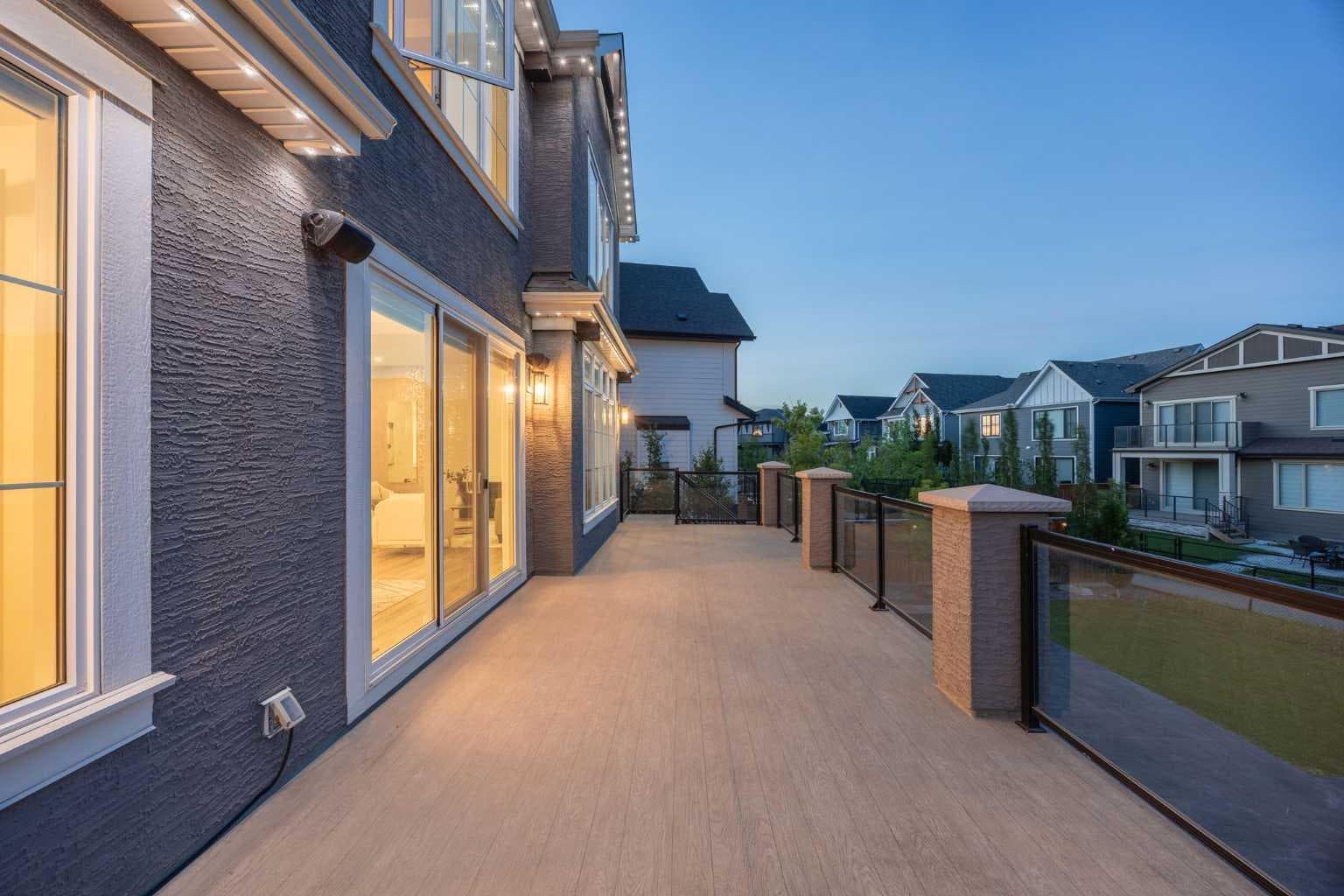 351 Marina Landing SE