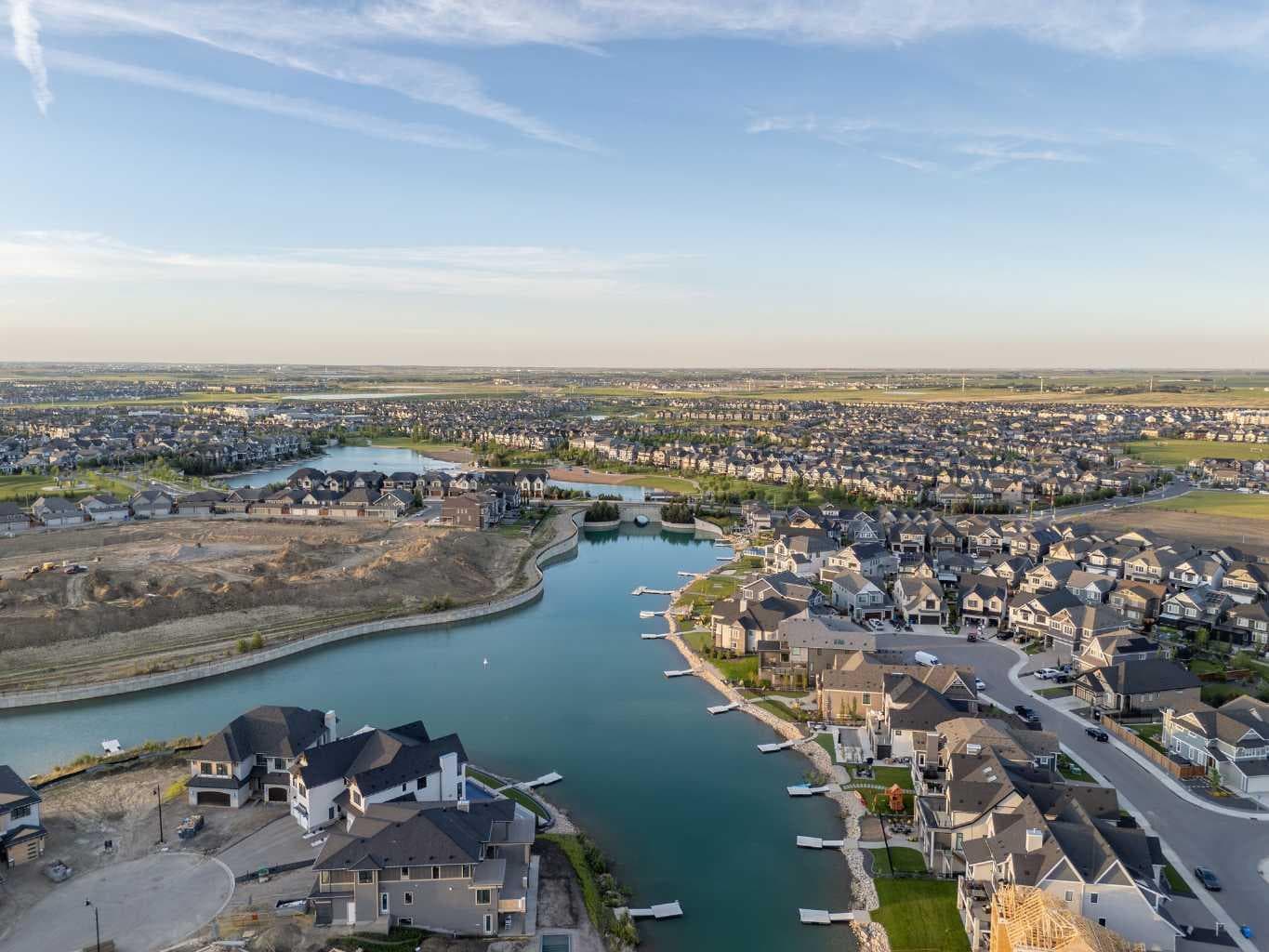 351 Marina Landing SE