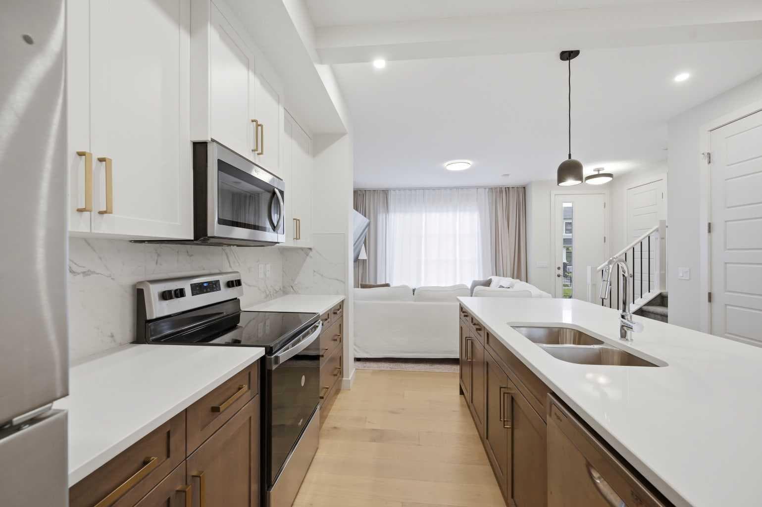7 Lambeau Lane SE