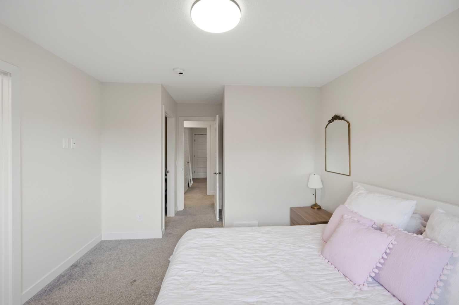 7 Lambeau Lane SE