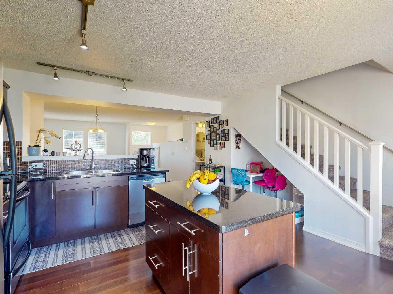 5 Auburn Bay Common SE