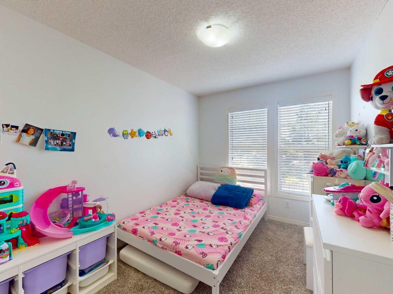 5 Auburn Bay Common SE
