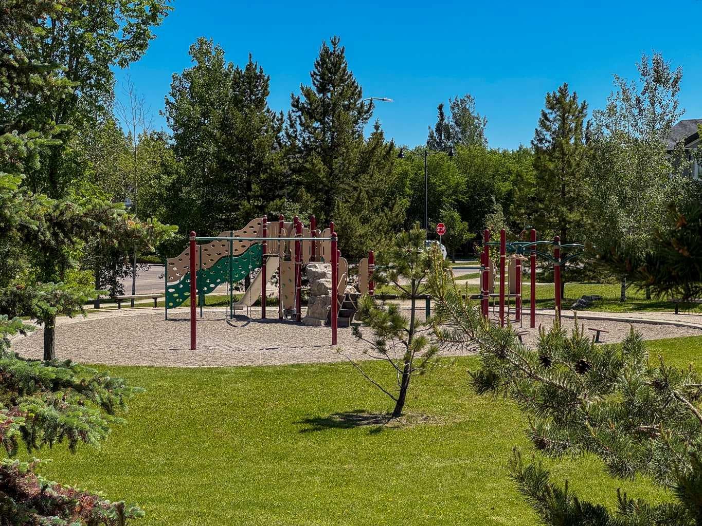 5 Auburn Bay Common SE
