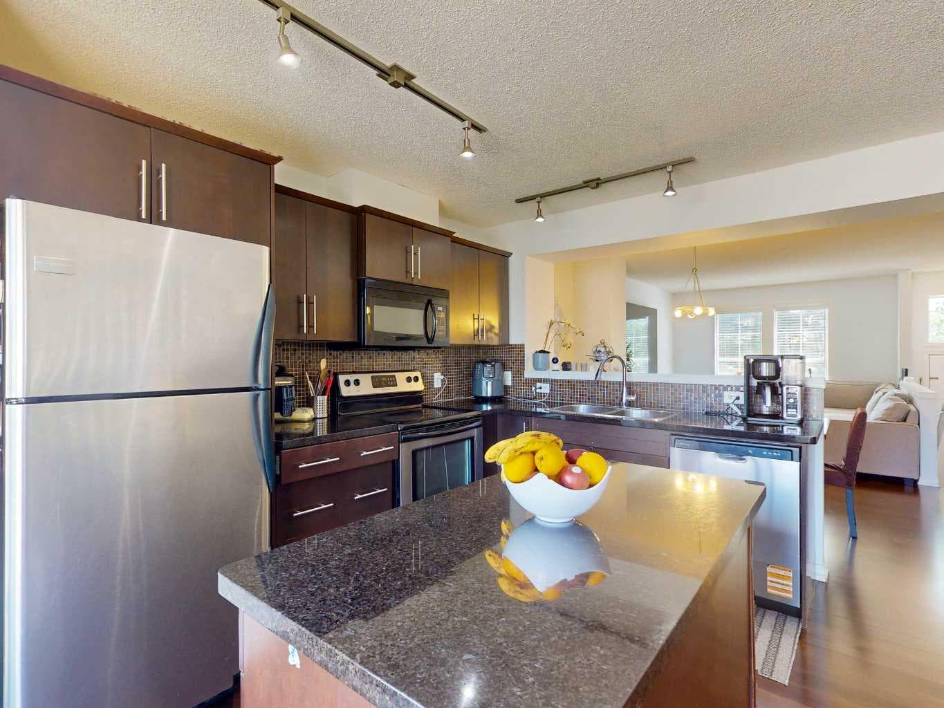 5 Auburn Bay Common SE
