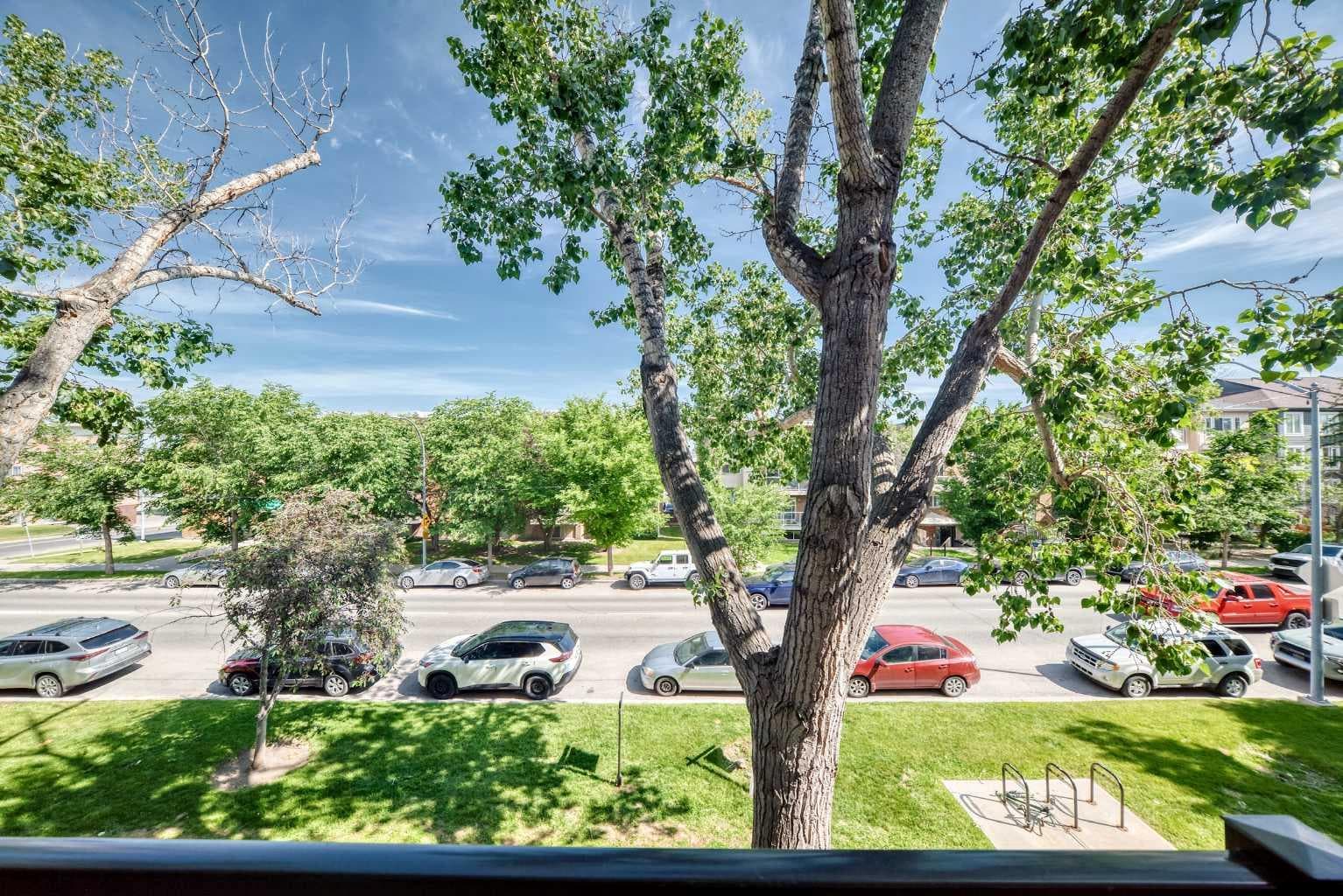 303, 1829 11 Avenue SW