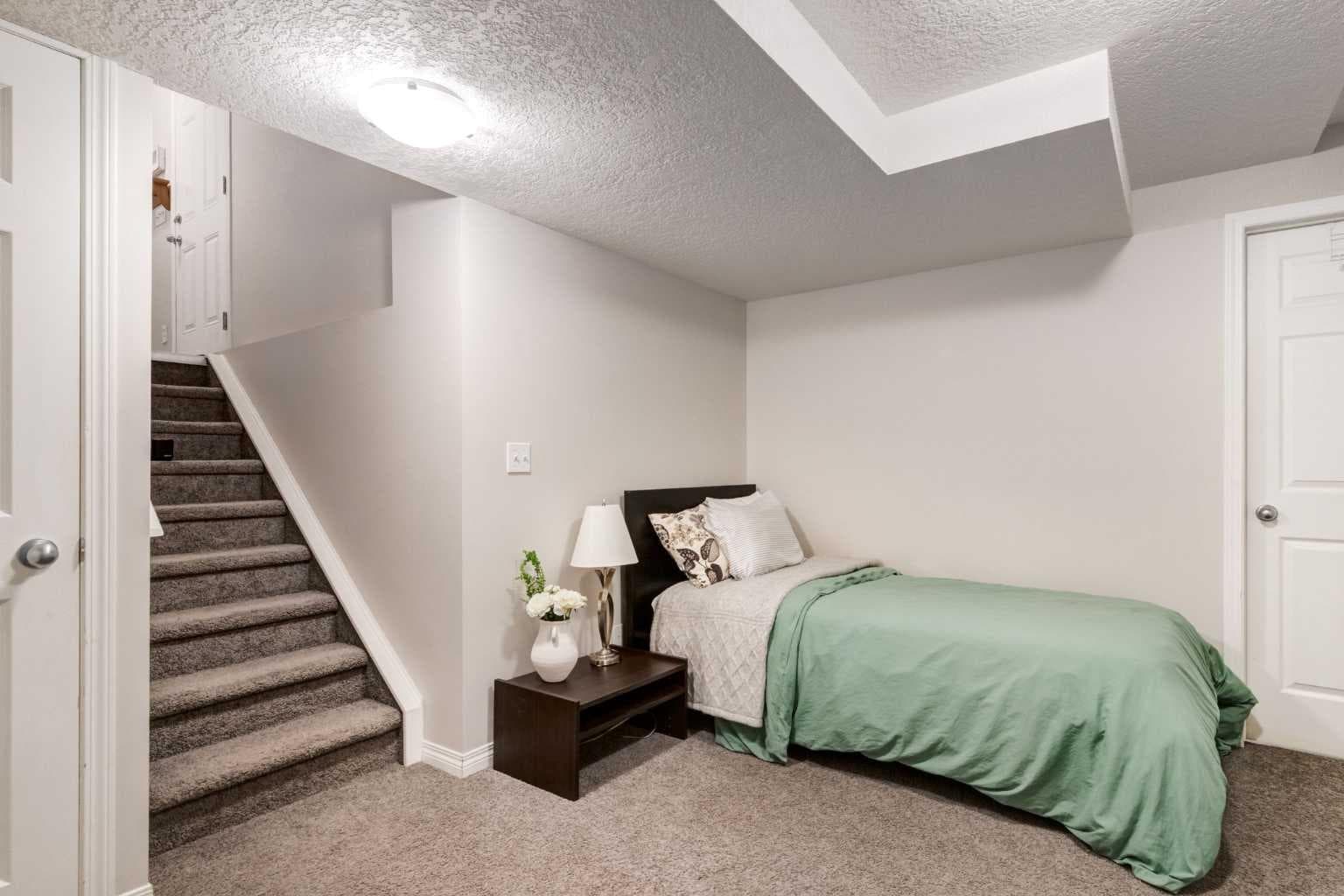 55 Copperfield Court SE