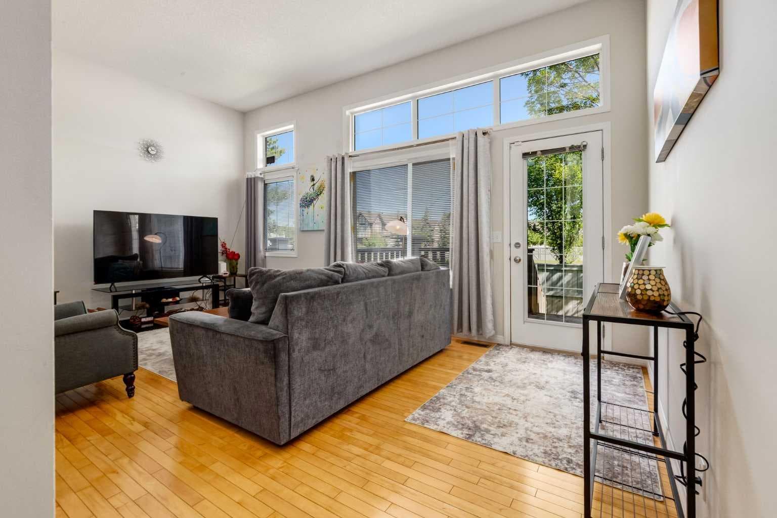 55 Copperfield Court SE