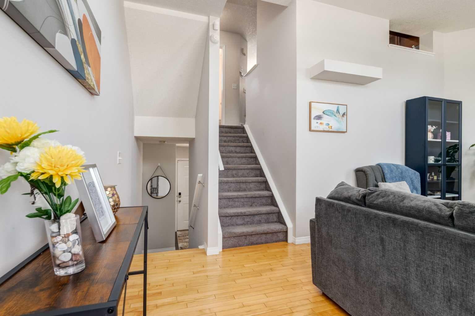 55 Copperfield Court SE
