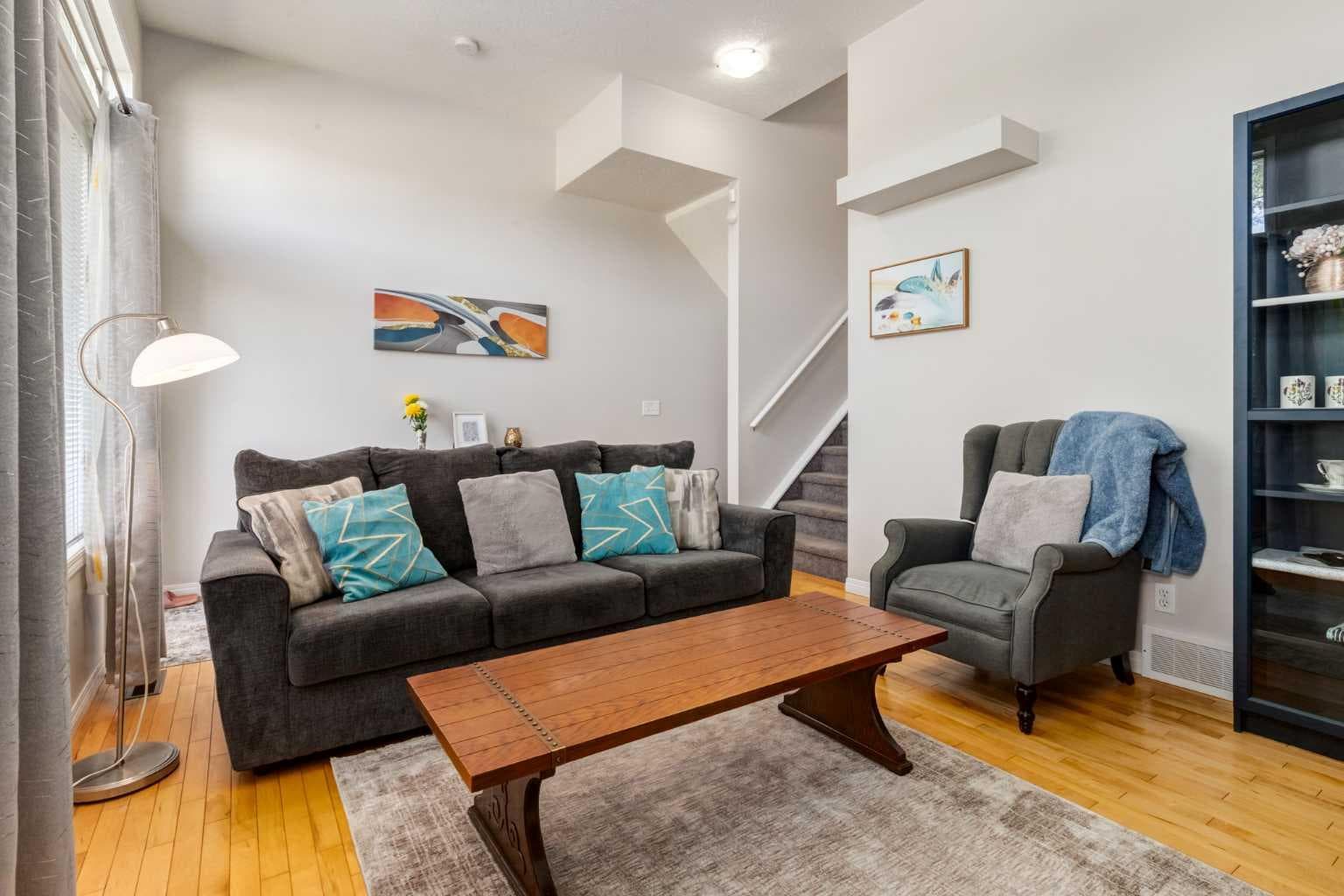 55 Copperfield Court SE