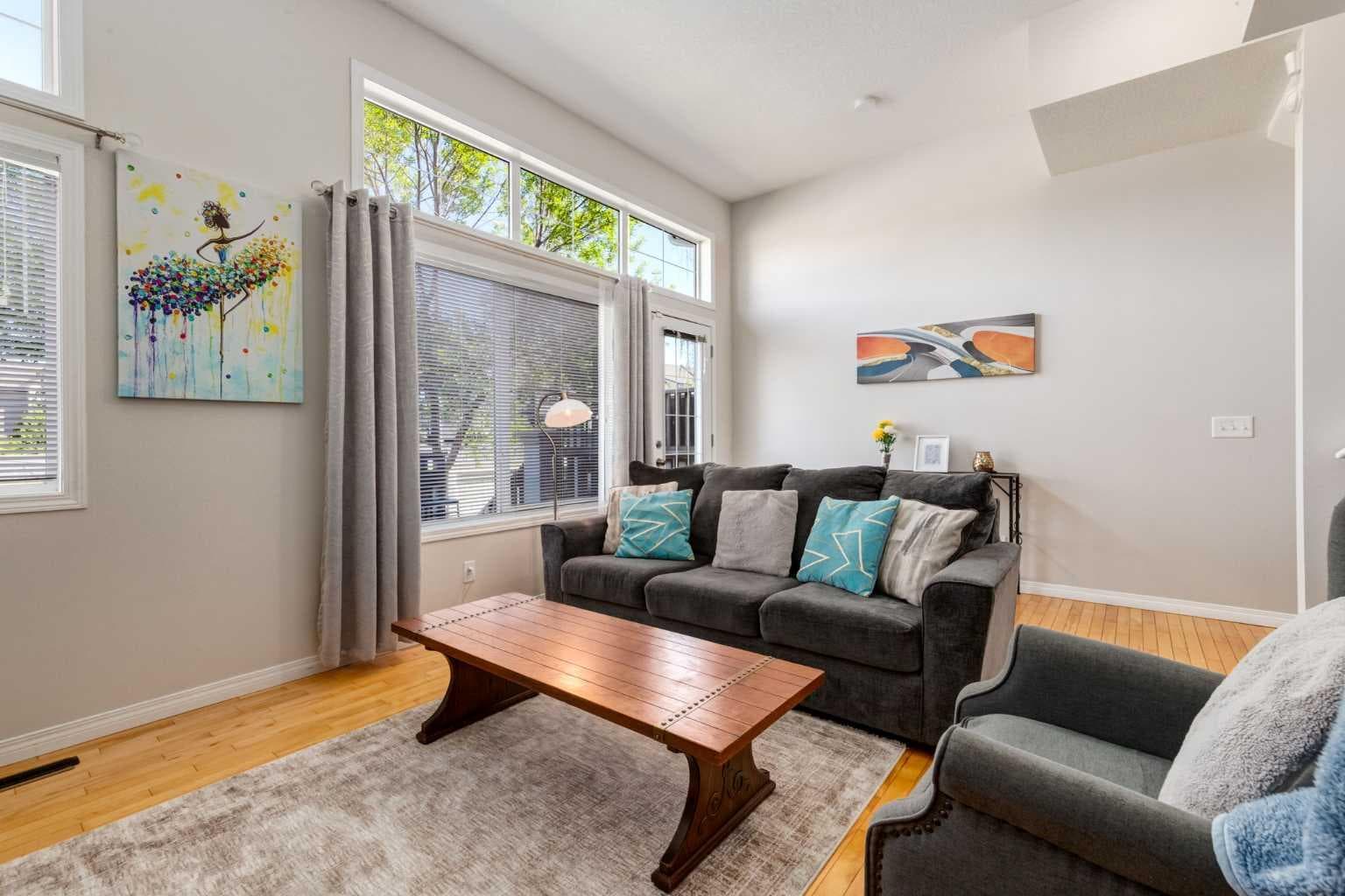 55 Copperfield Court SE