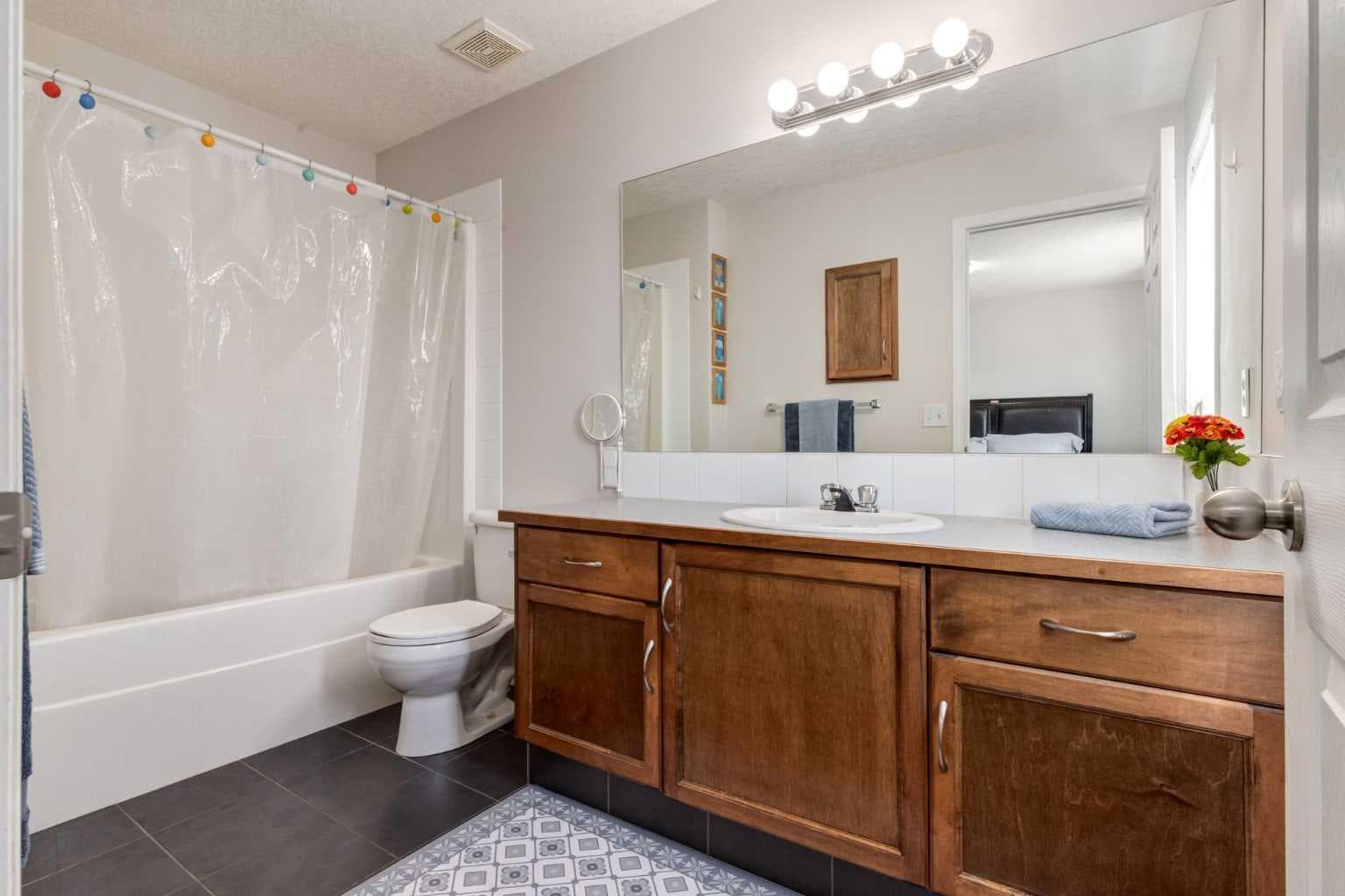55 Copperfield Court SE