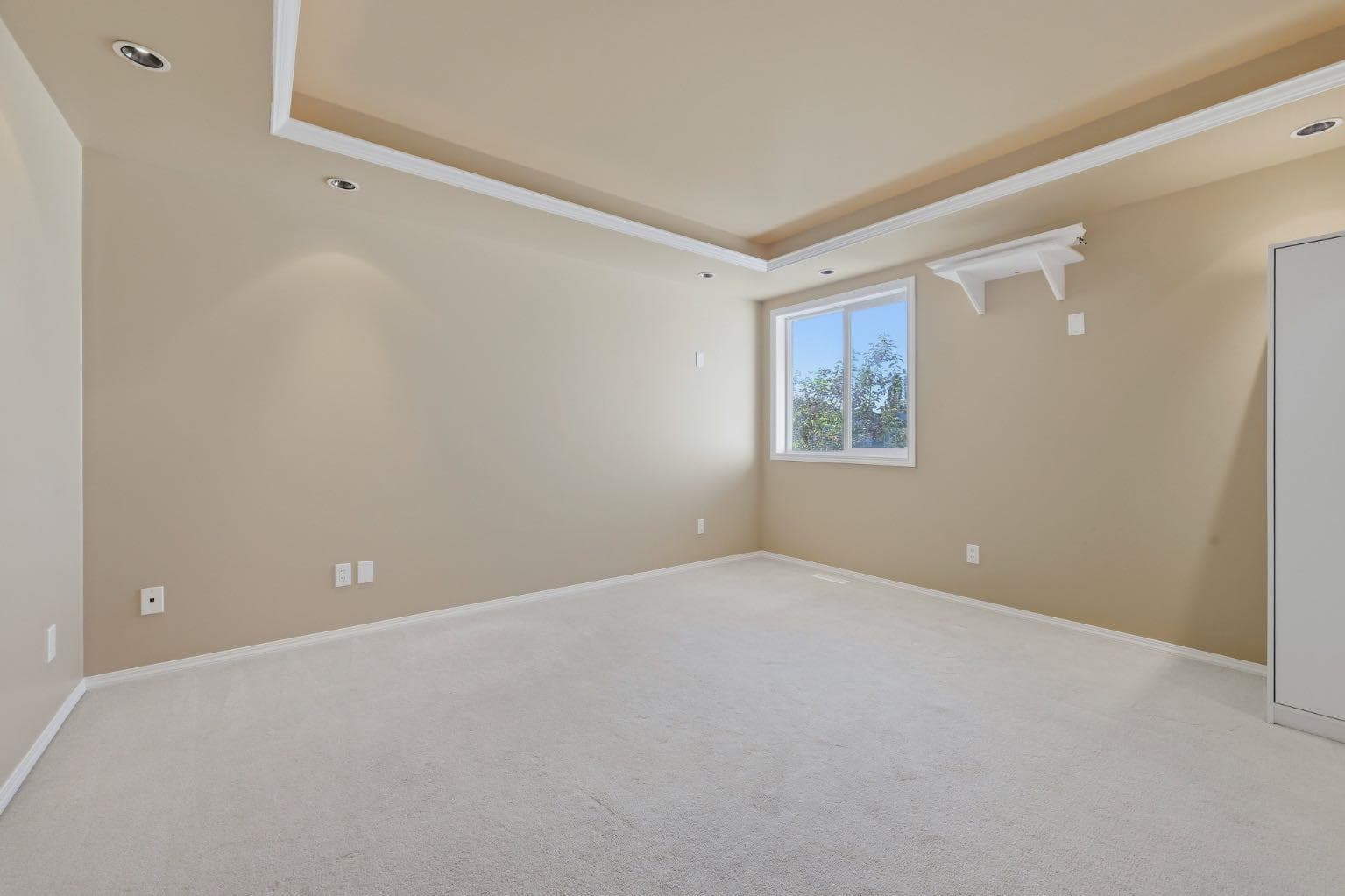 4 Everglen Grove SW