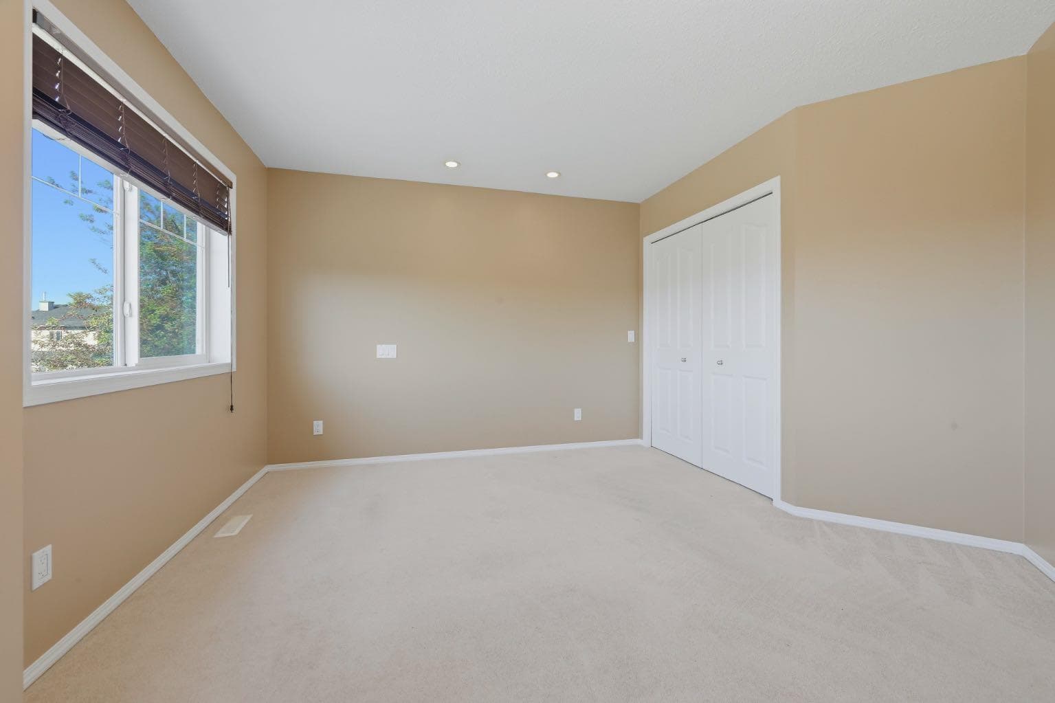 4 Everglen Grove SW