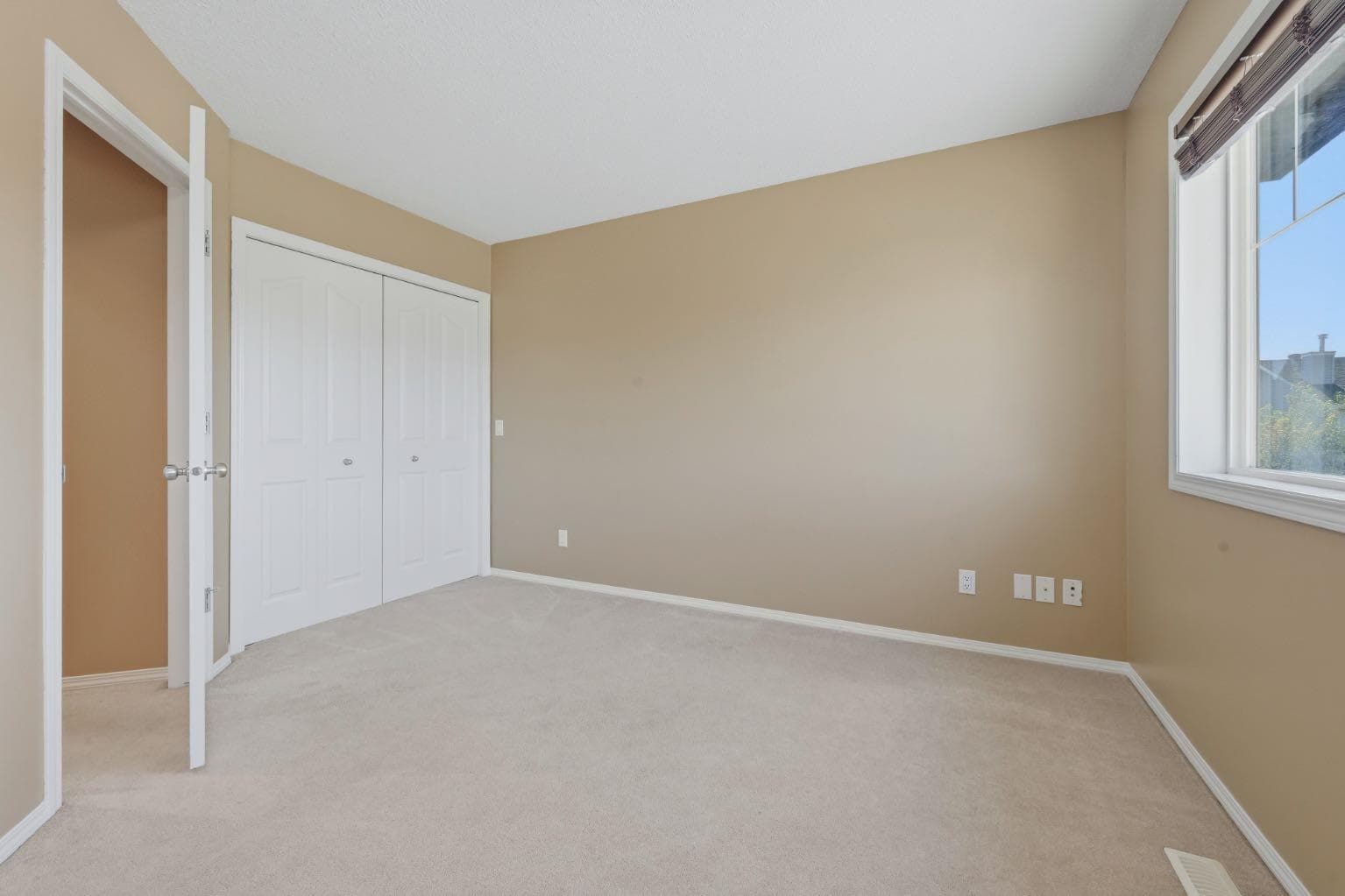 4 Everglen Grove SW