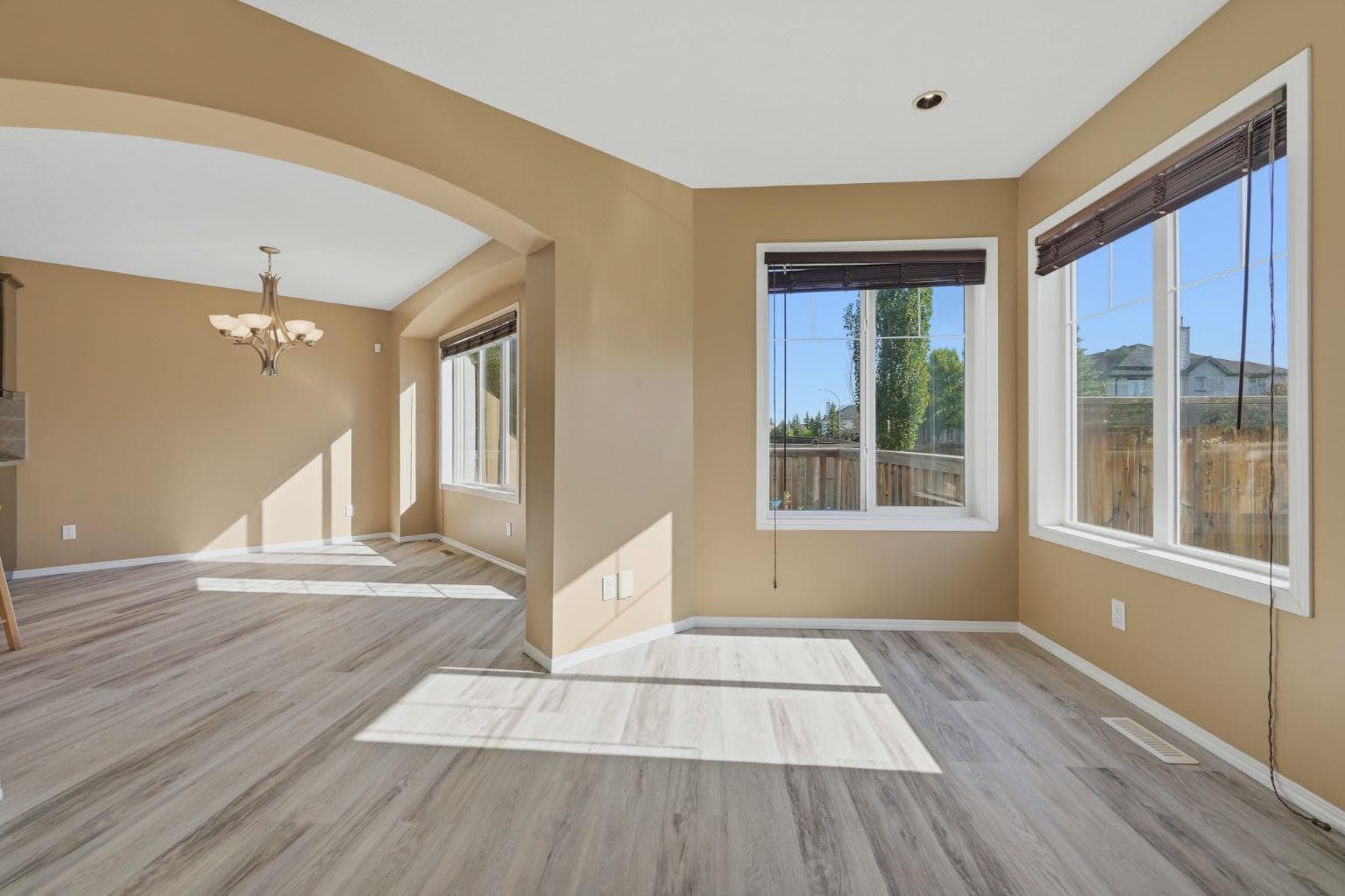 4 Everglen Grove SW