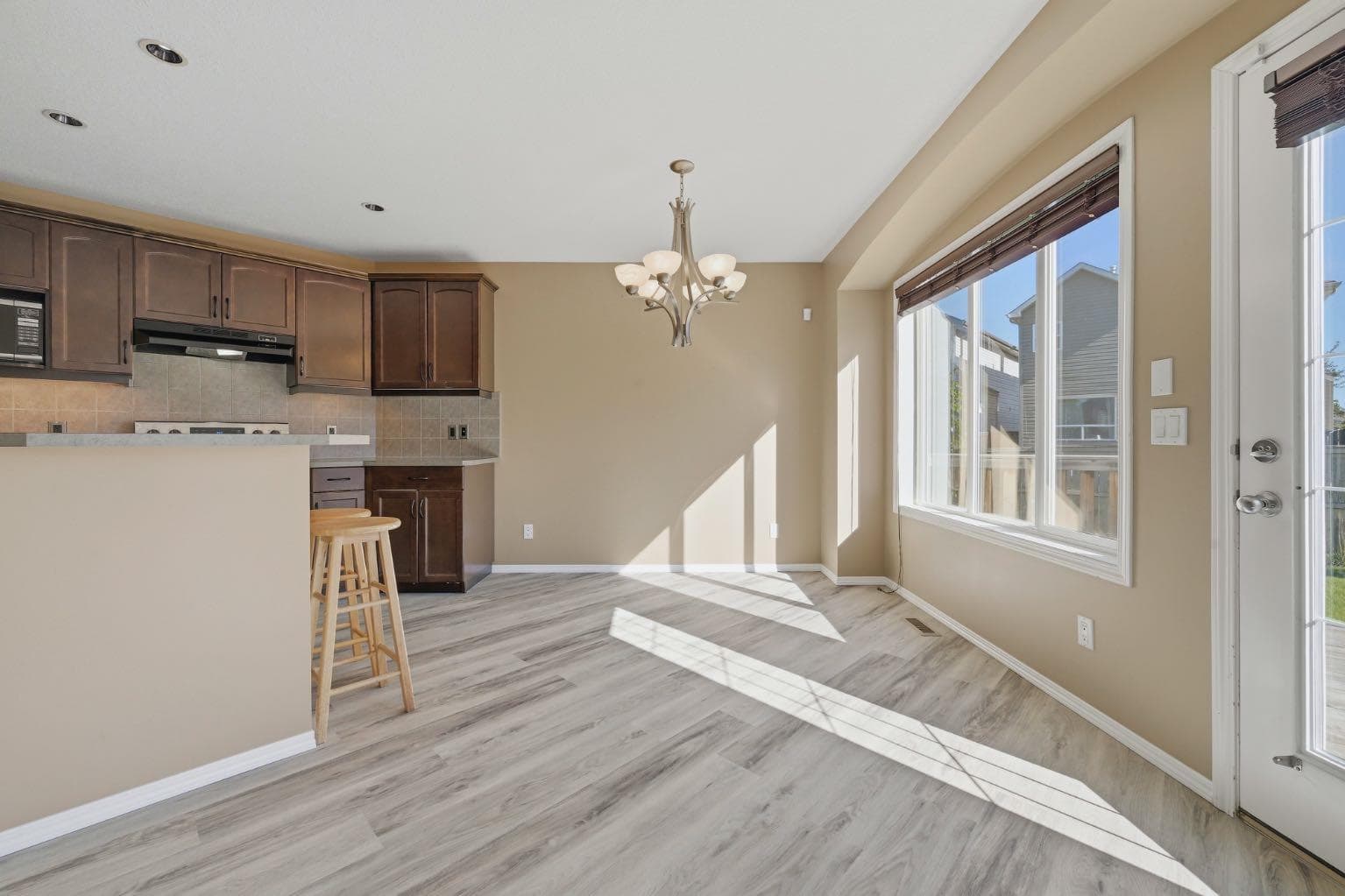4 Everglen Grove SW