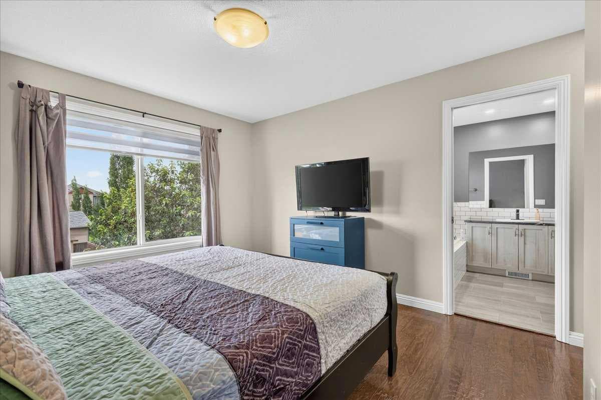 14 Thomas Street NW