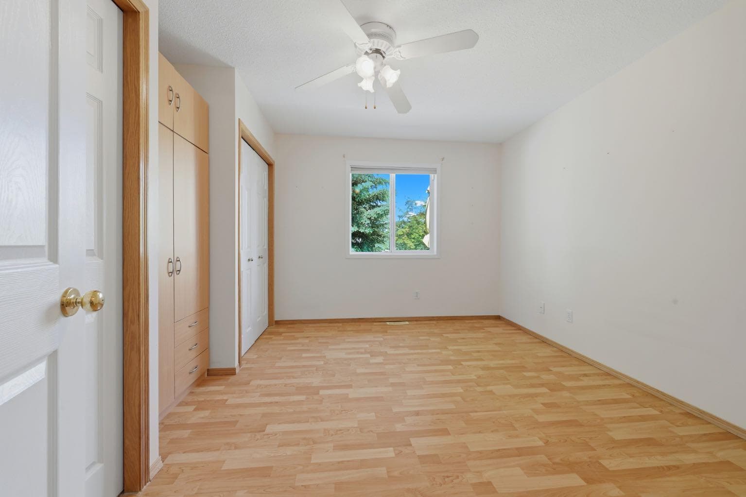 112 Dovista Court SE