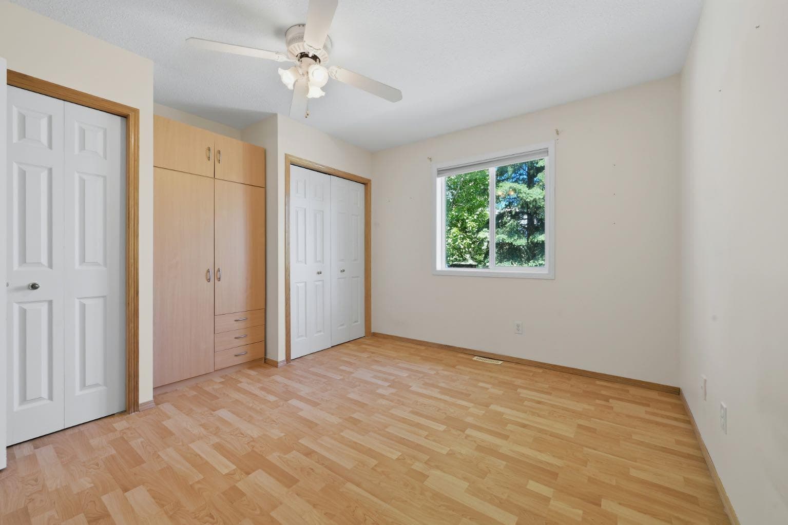 112 Dovista Court SE