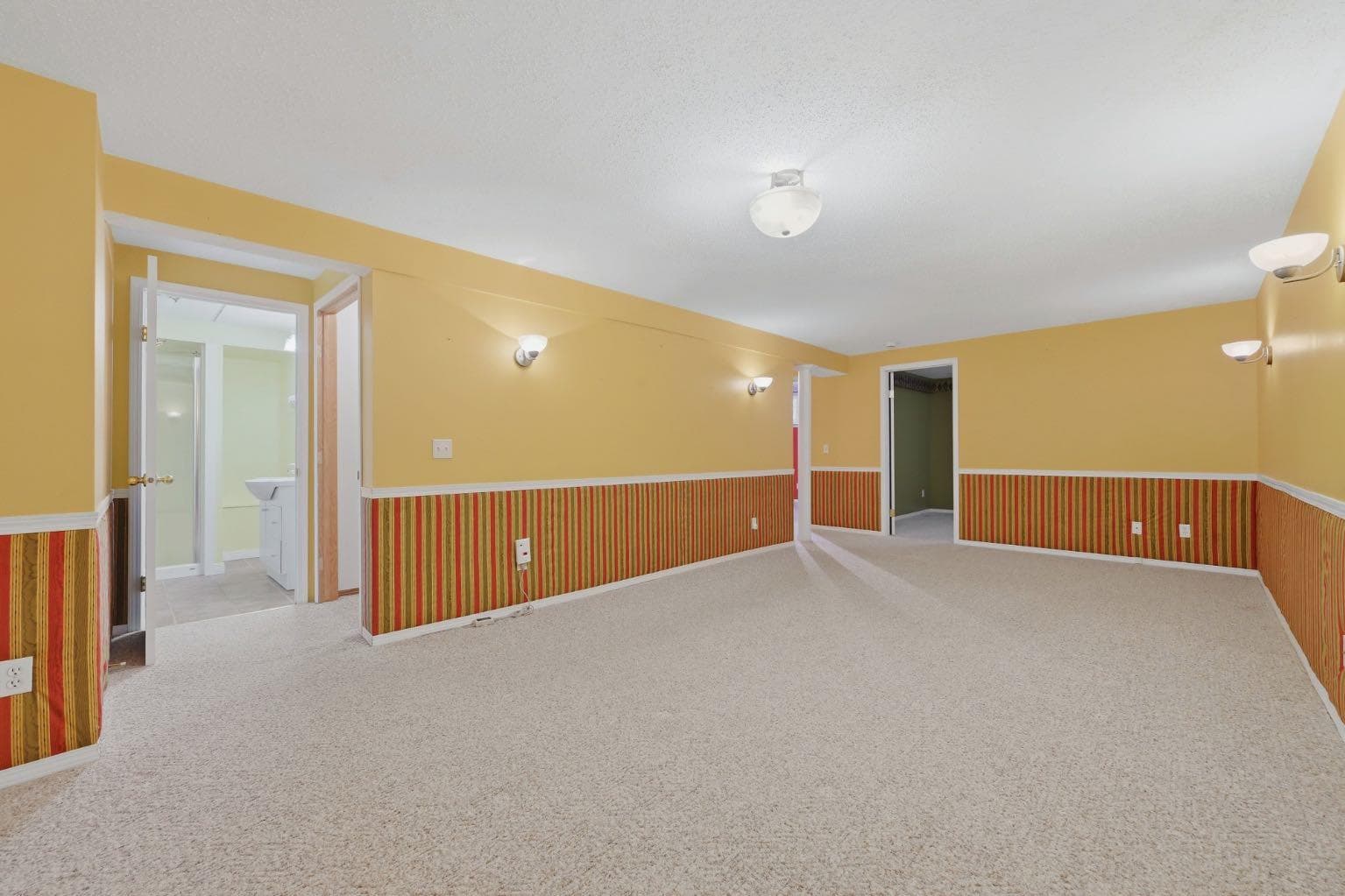 112 Dovista Court SE