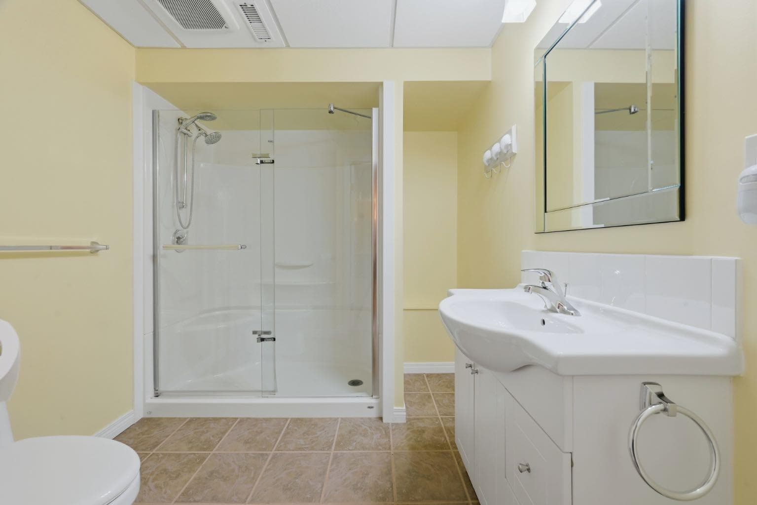 112 Dovista Court SE