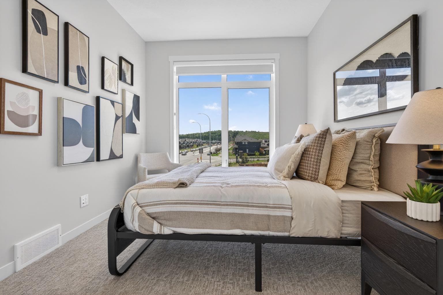 703, 30 Creekside Villas SW