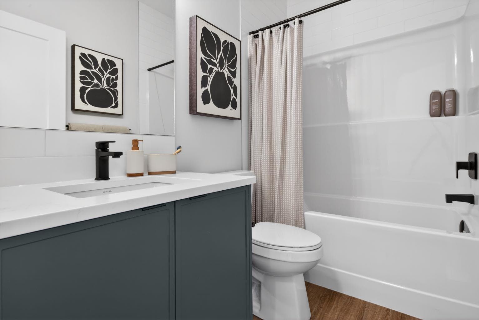 703, 30 Creekside Villas SW