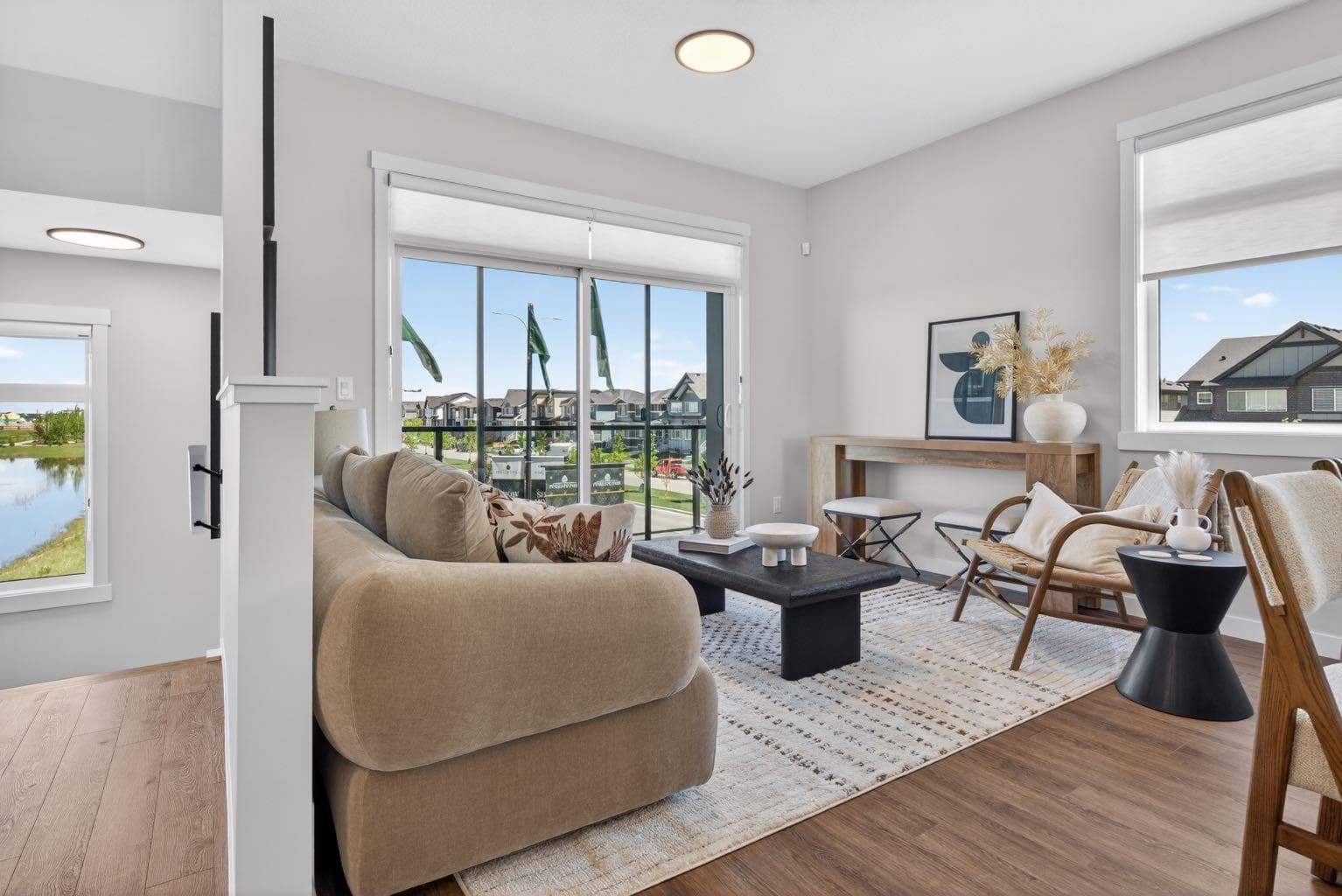 703, 30 Creekside Villas SW