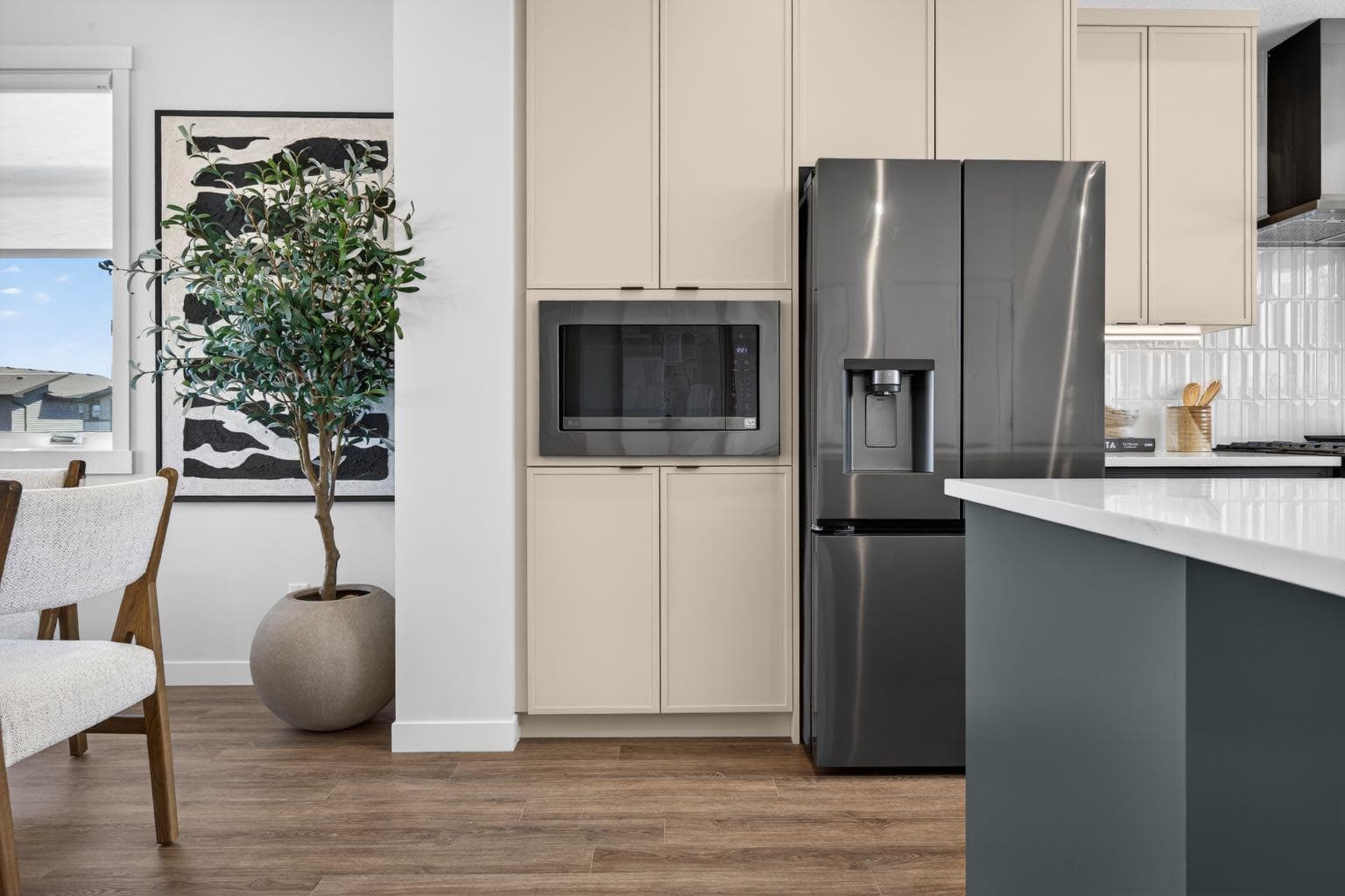 703, 30 Creekside Villas SW