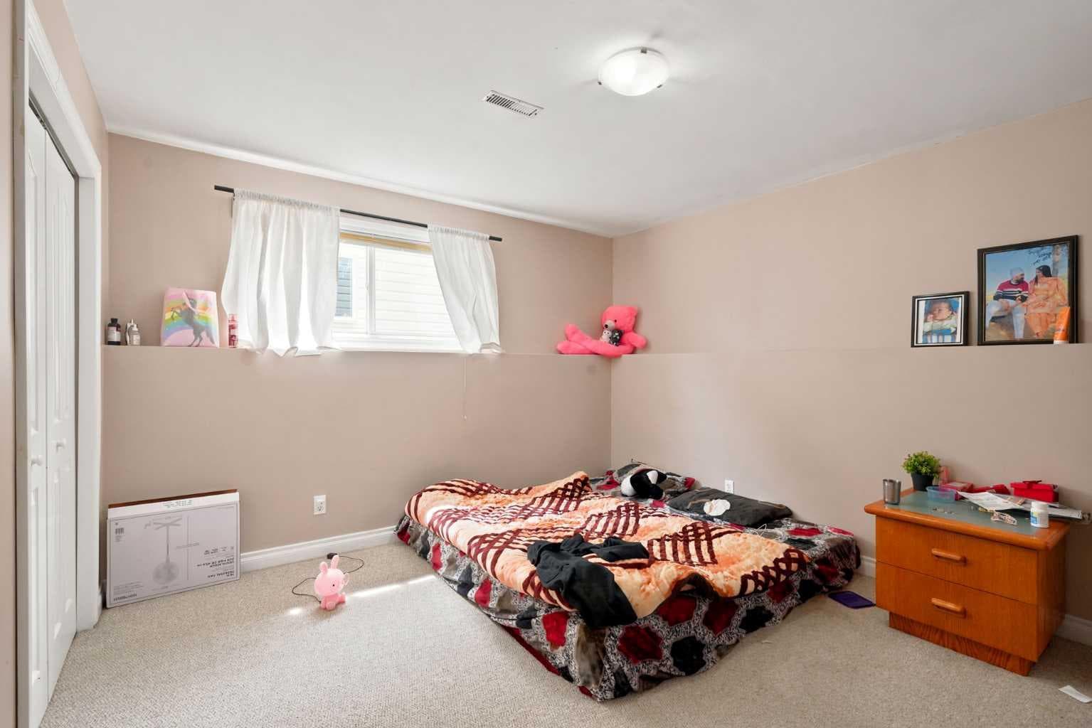 20 Saddlefield Road NE