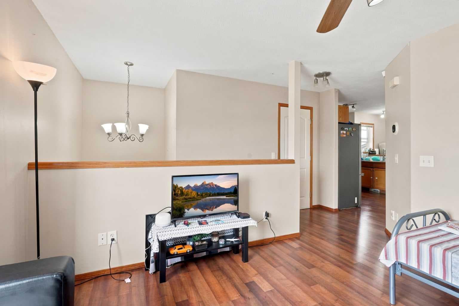 20 Saddlefield Road NE