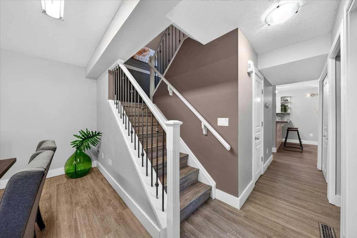 166, 78 Glamis Green SW