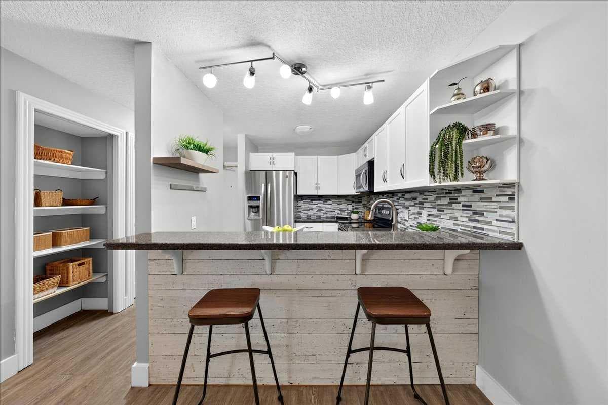 166, 78 Glamis Green SW
