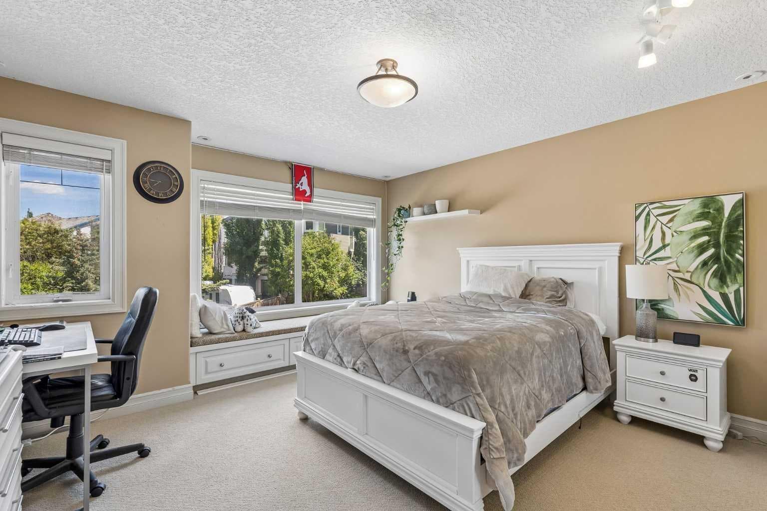 73 Hidden Creek Park NW