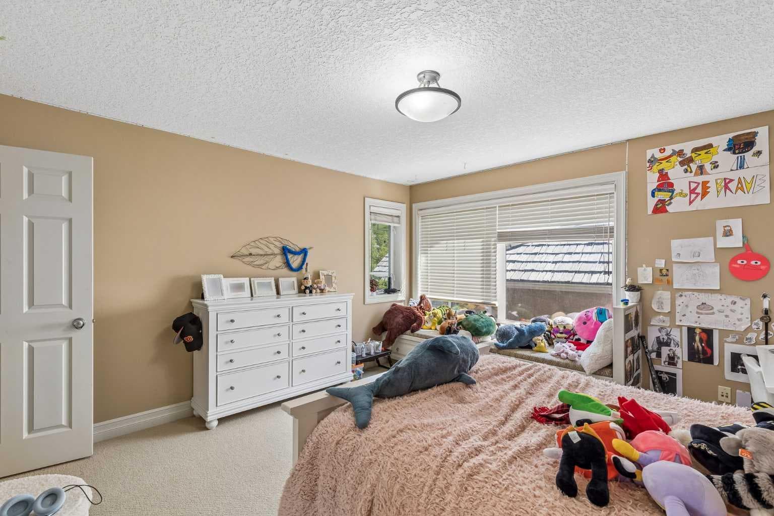 73 Hidden Creek Park NW
