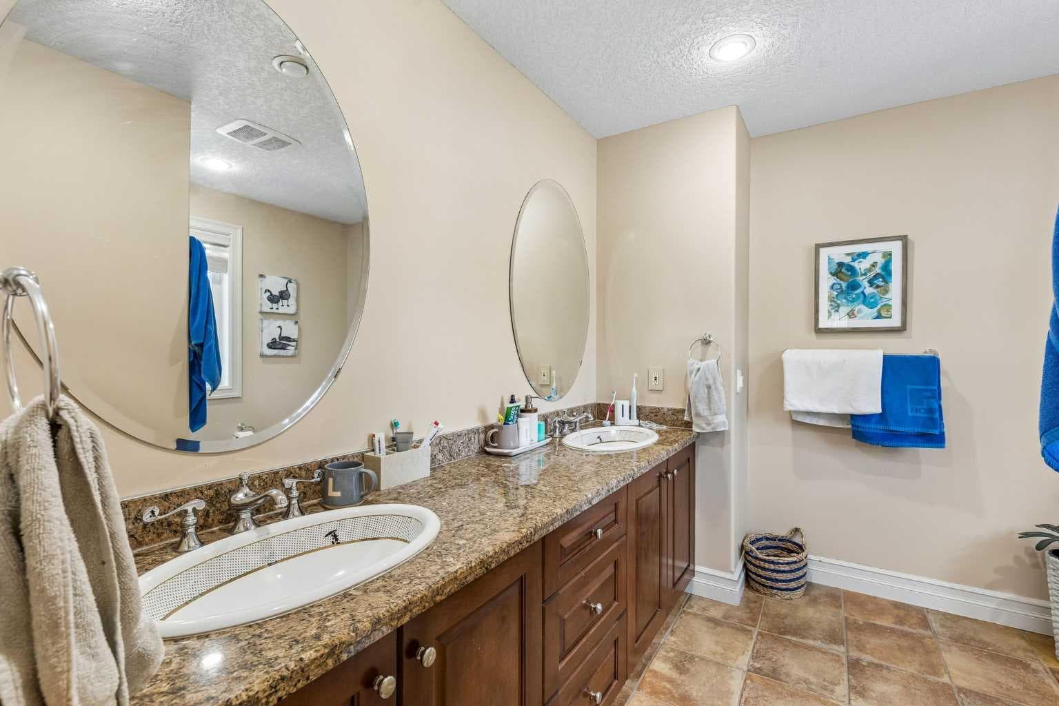 73 Hidden Creek Park NW