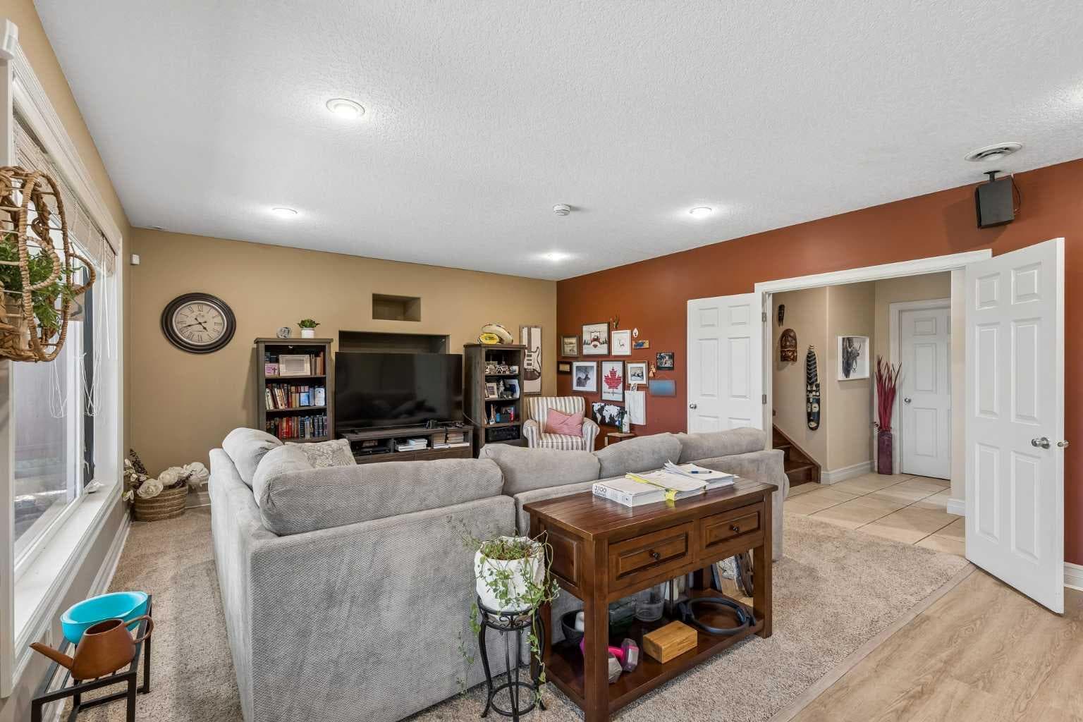 73 Hidden Creek Park NW