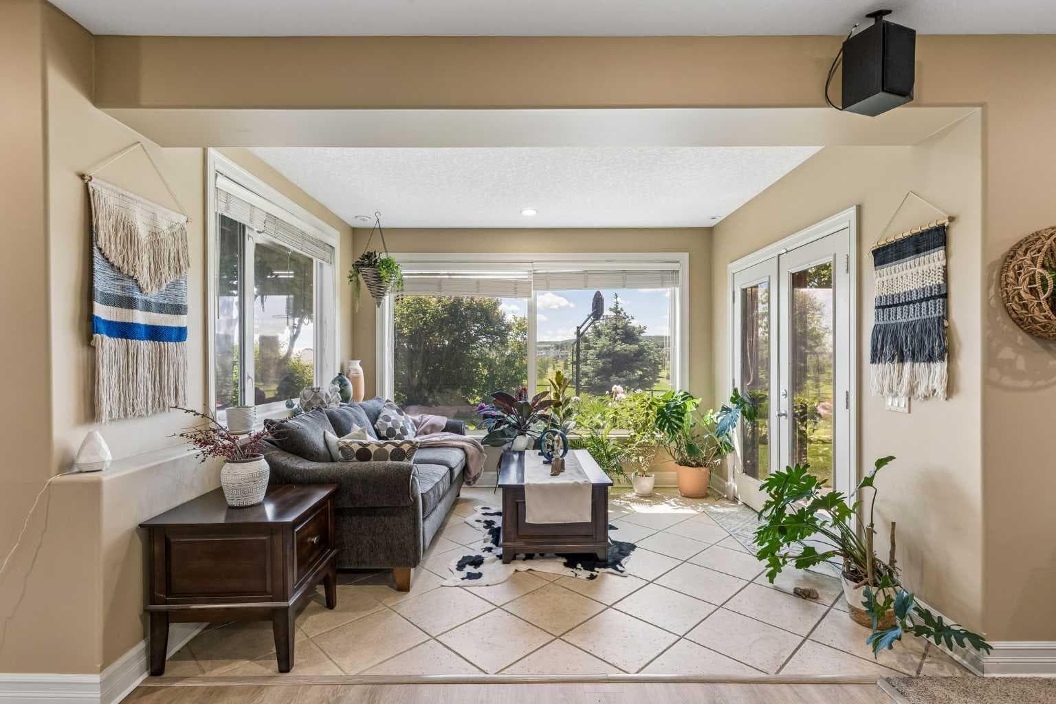 73 Hidden Creek Park NW