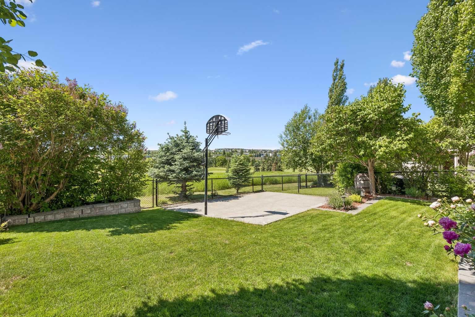 73 Hidden Creek Park NW