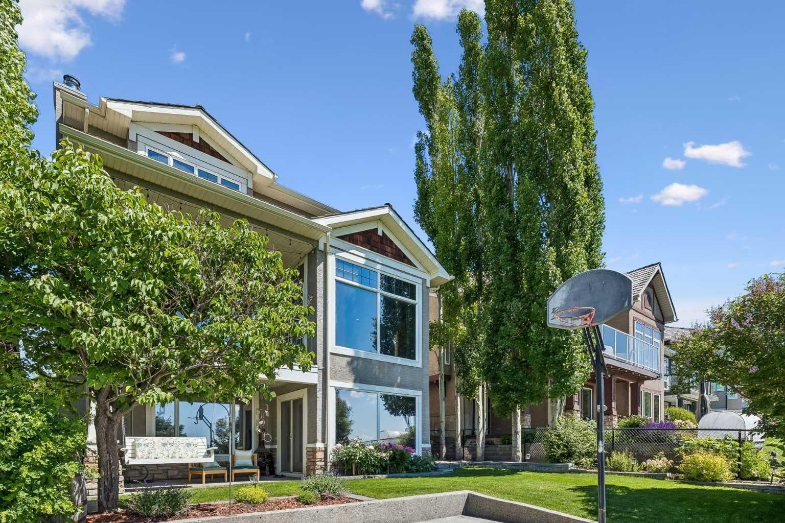 73 Hidden Creek Park NW