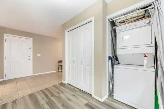 215, 355 Taralake Way NE