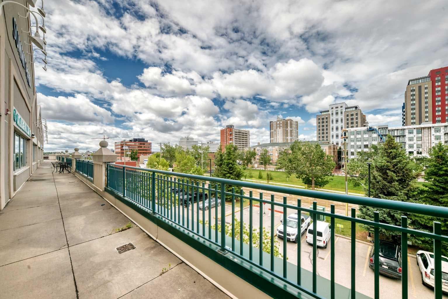 207, 5718 1A Street SW