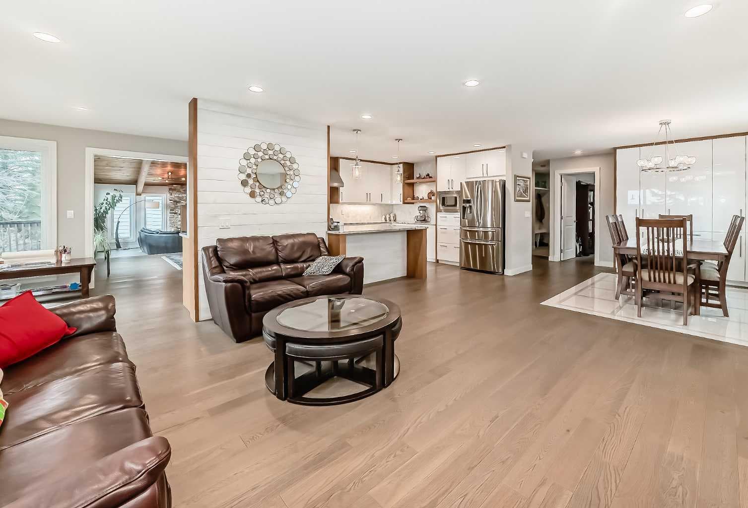 56 Patterson Crescent SW