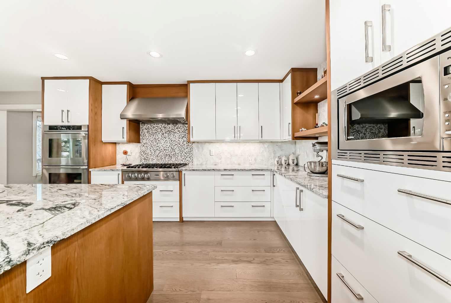 56 Patterson Crescent SW