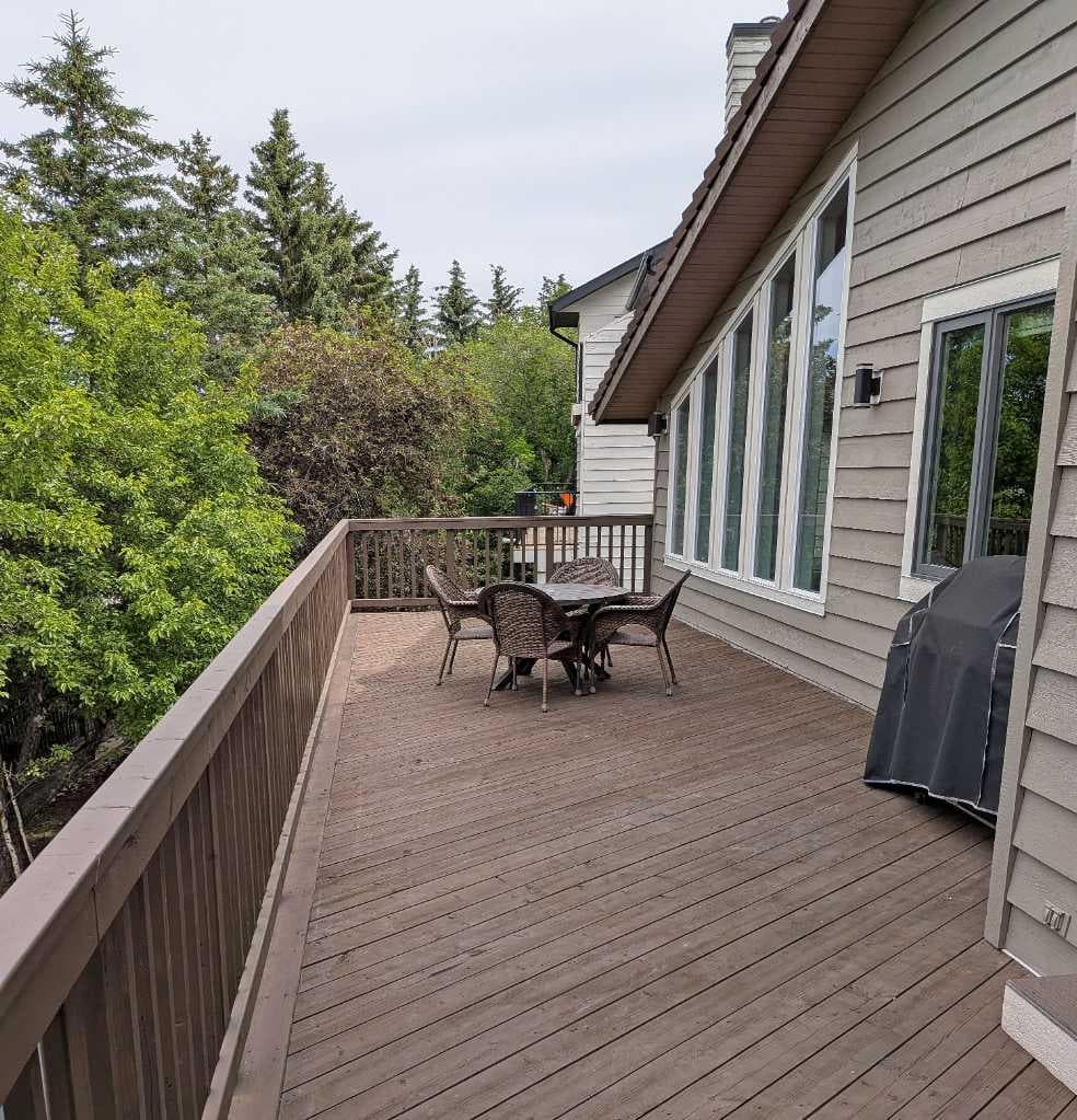 56 Patterson Crescent SW