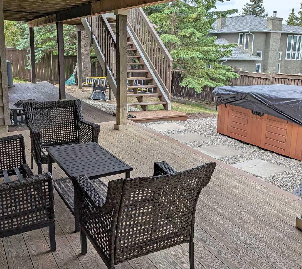 56 Patterson Crescent SW