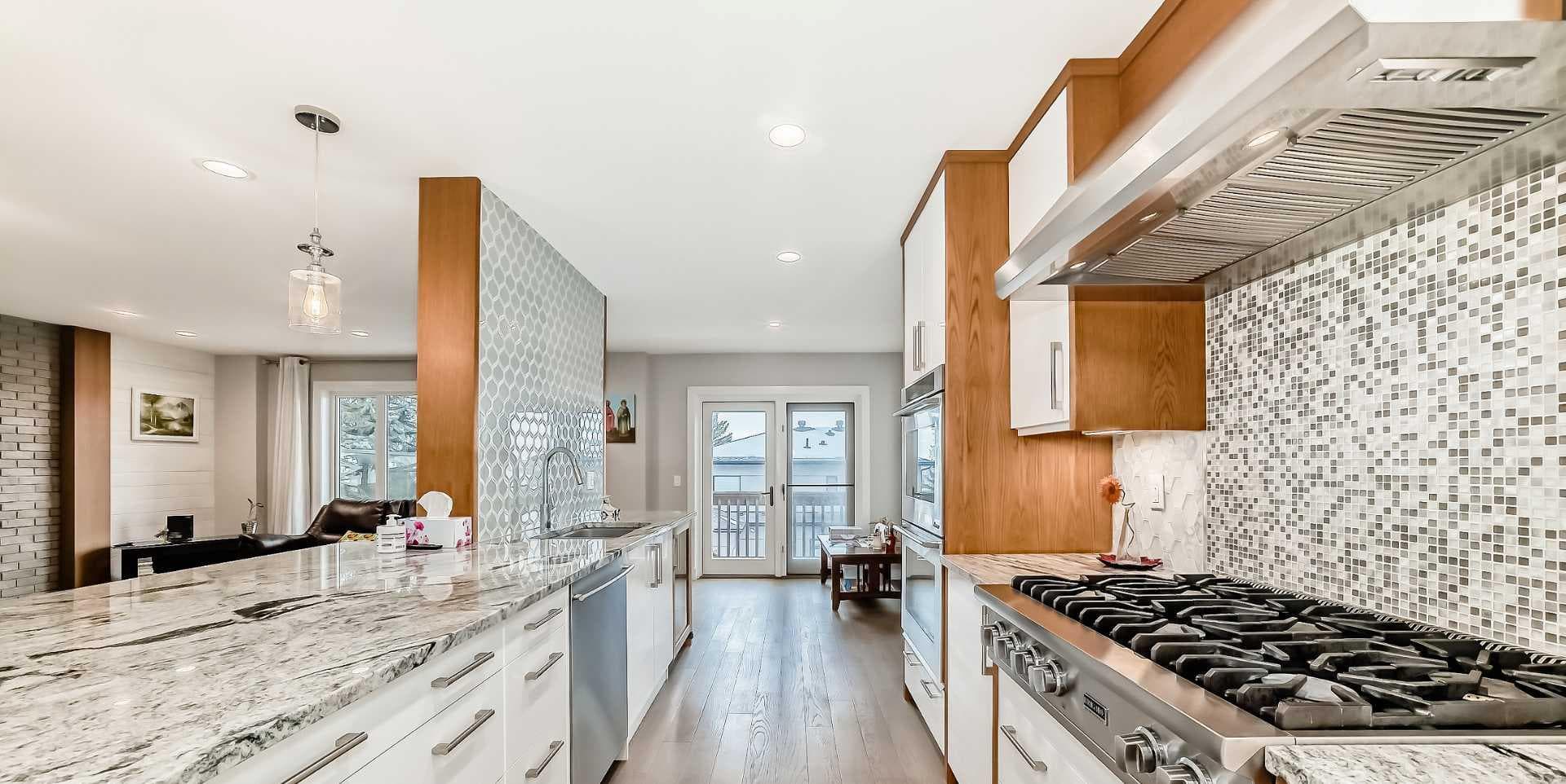 56 Patterson Crescent SW